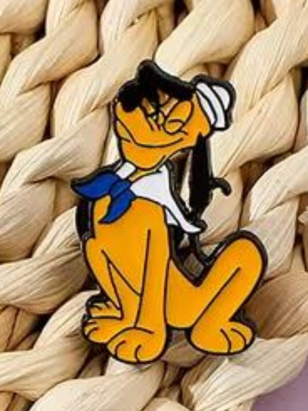 DISNEY'S PLUTO PIN